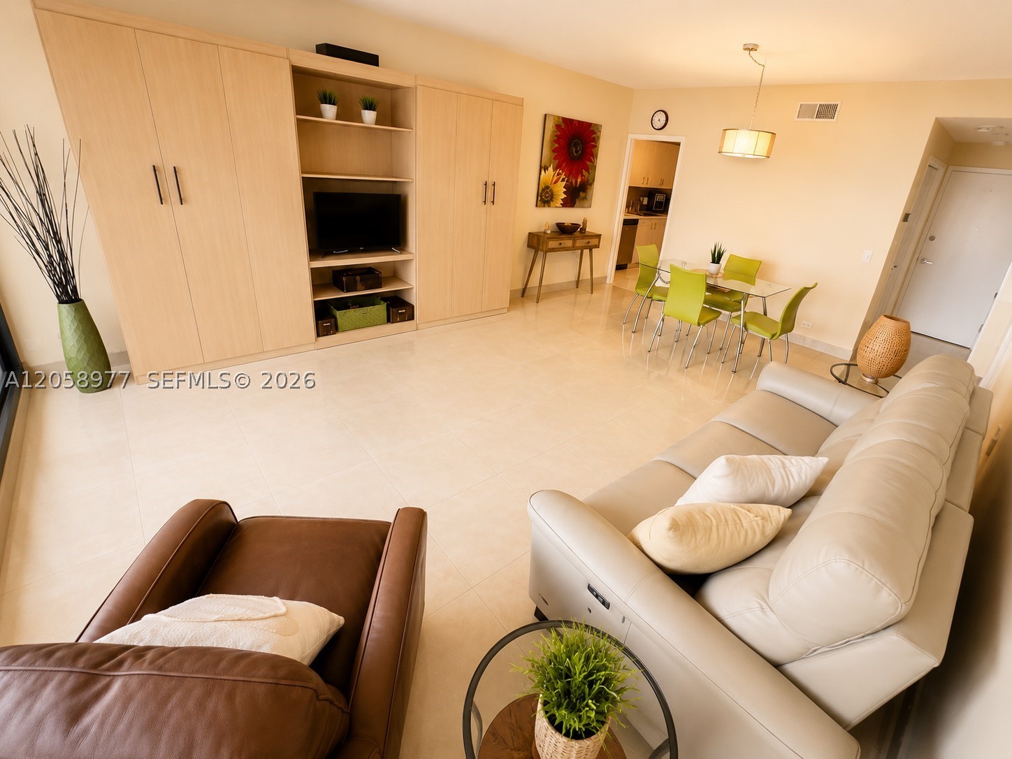 3505 S Ocean Dr 911 Property Photo 6