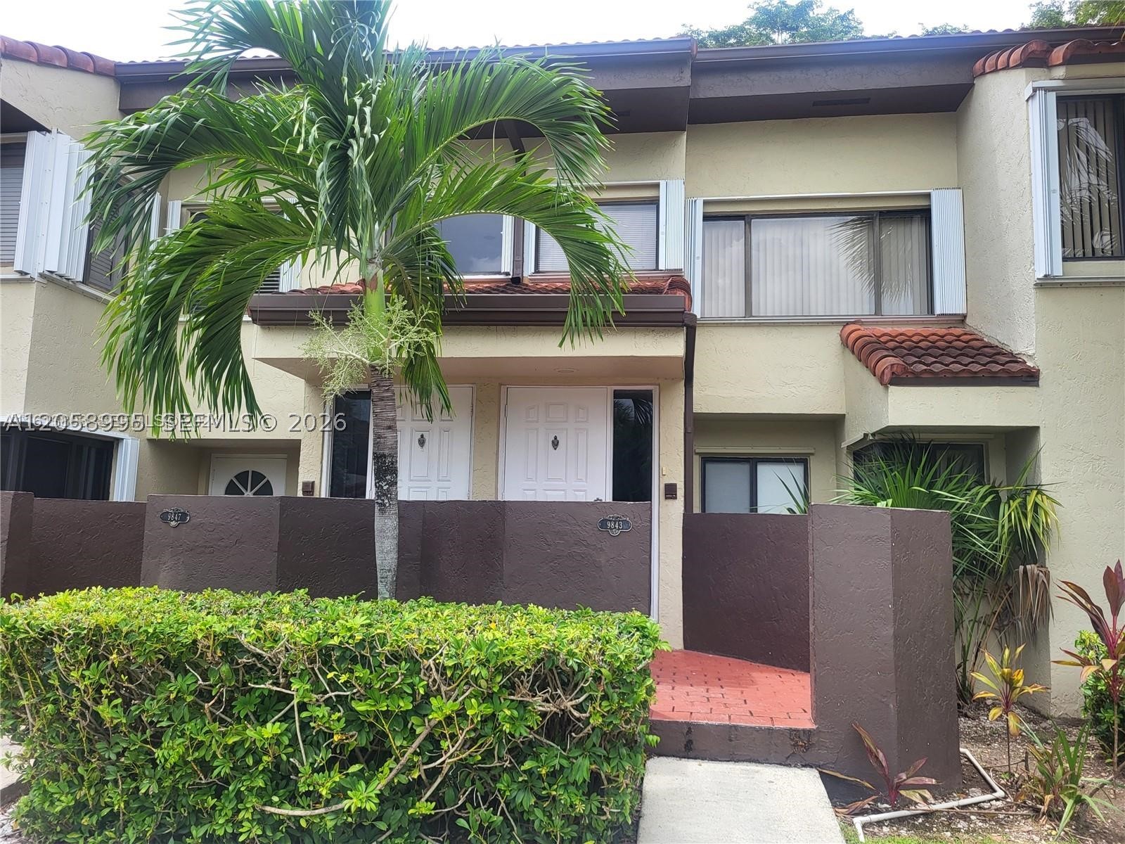 9843 SW 138th Ave EA2R Property Photo 1