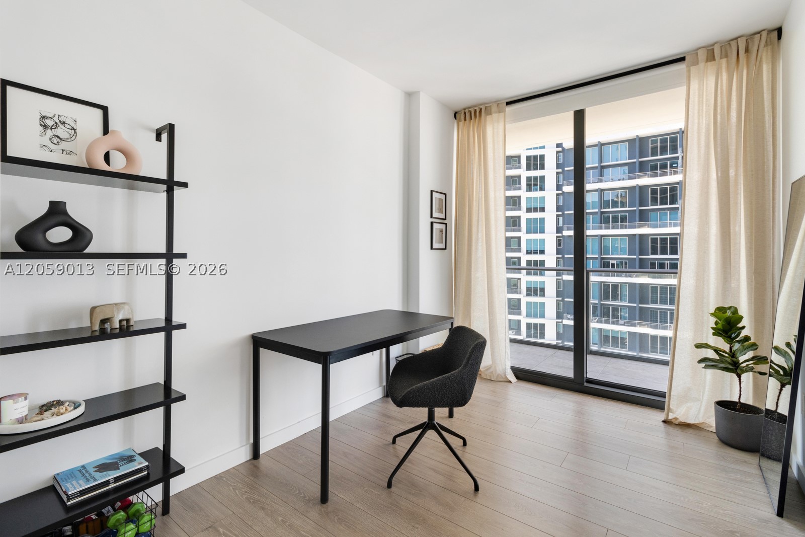 1300 S Miami Ave 3406 Property Photo 15