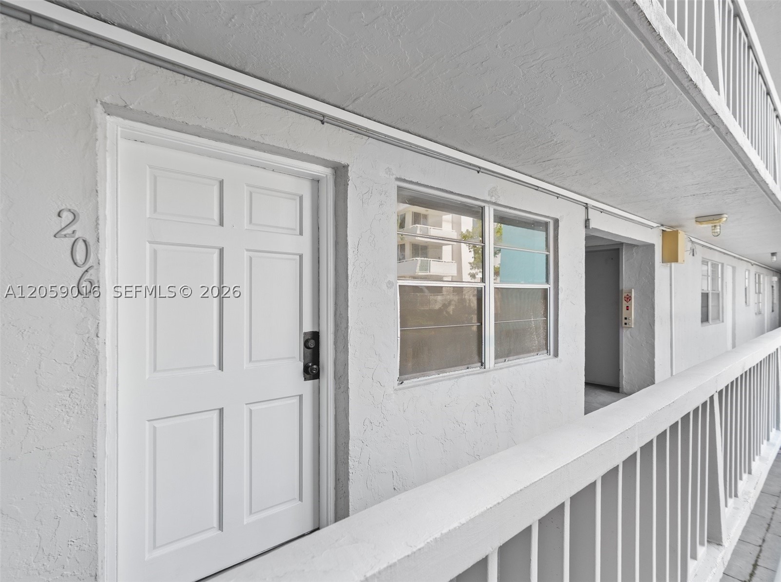 7620 Carlyle Ave 206 Property Photo 3