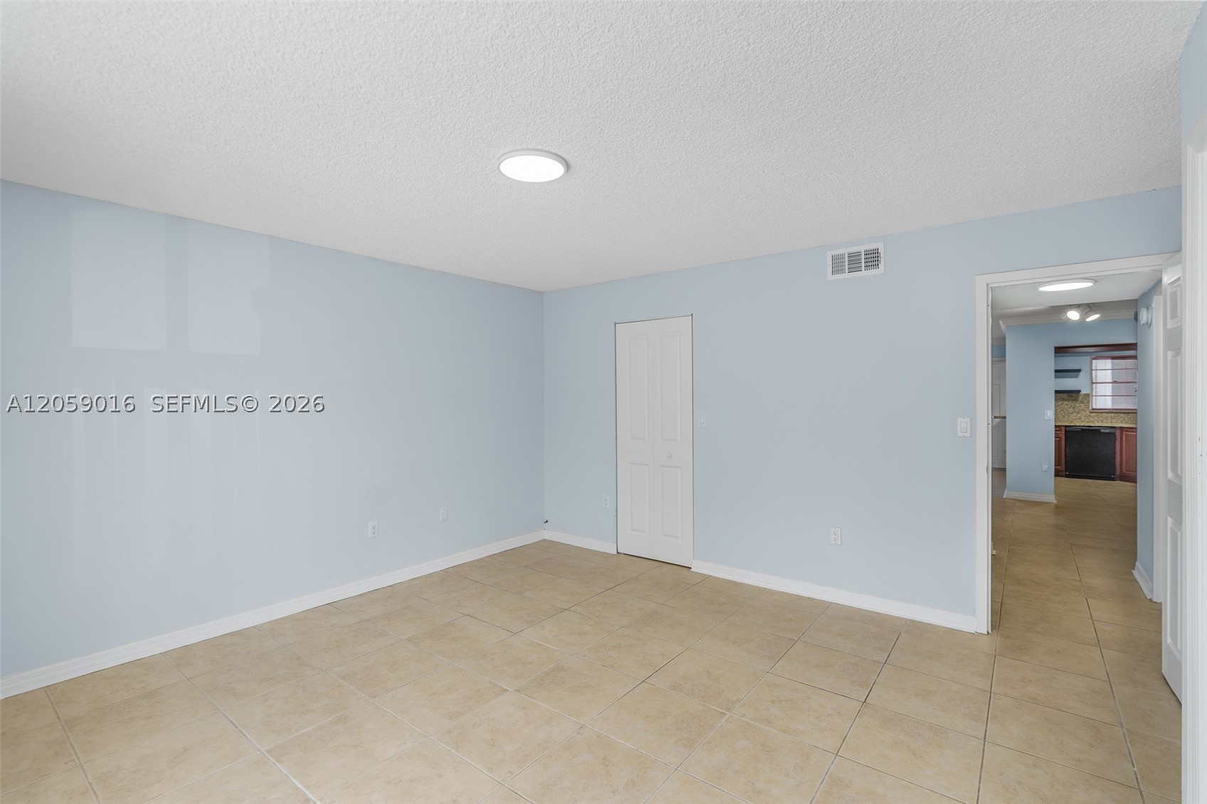 7620 Carlyle Ave 206 Property Photo 13