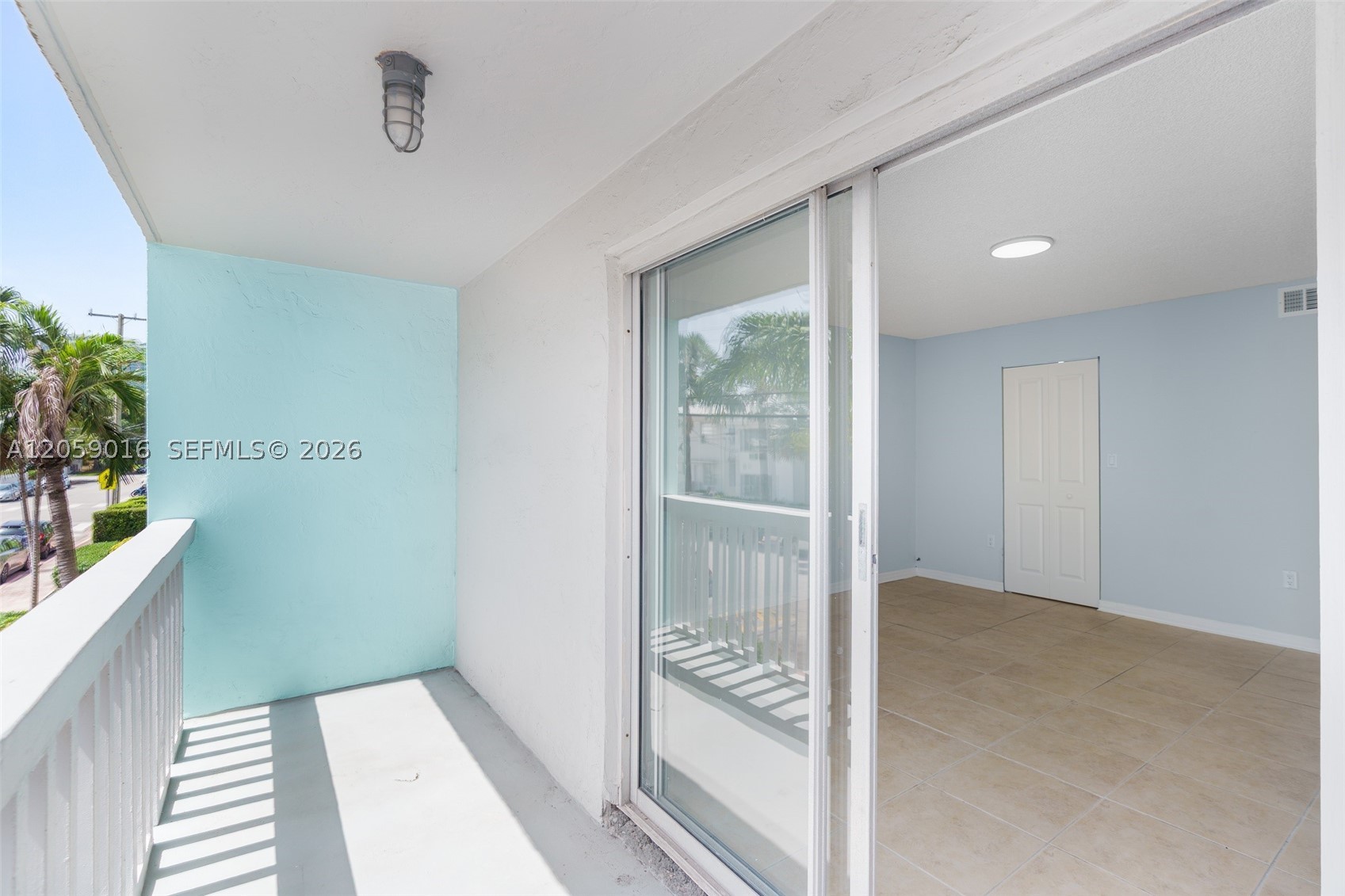 7620 Carlyle Ave 206 Property Photo 16