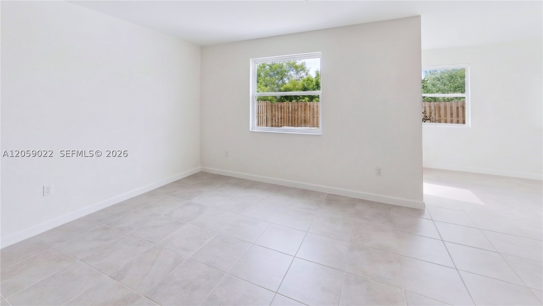 2208 Se 30th St Property Photo 13