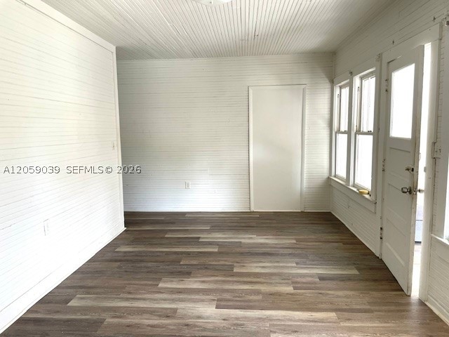 200 Florida Ave 200 Property Photo 4