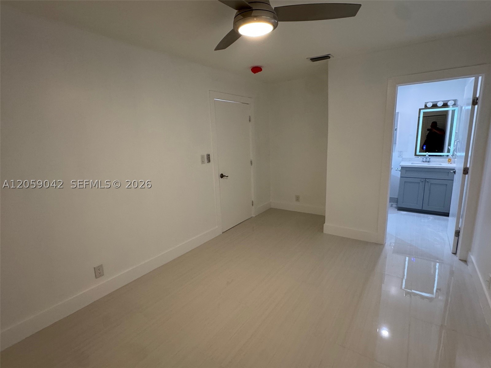 105-107 Ne 30th Ct 105 Property Photo 13
