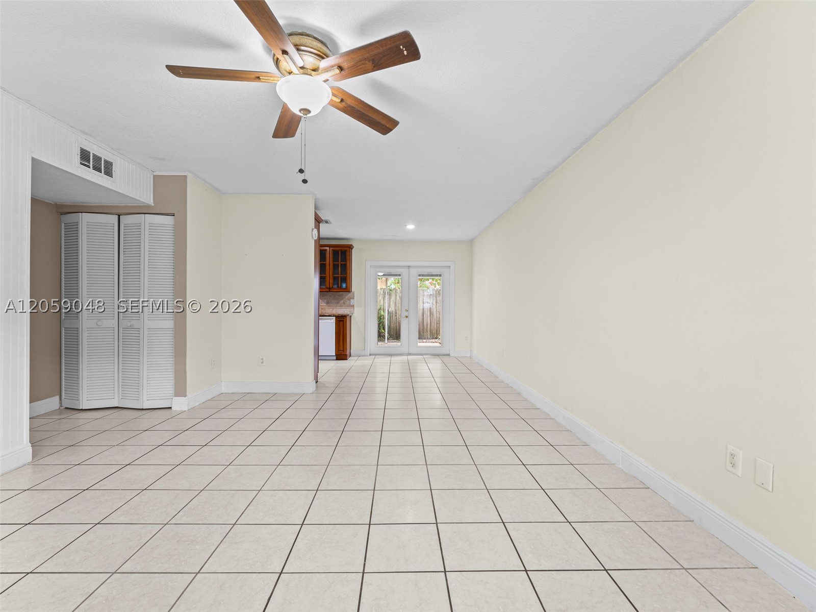 1378 Osprey Ct Property Photo 4