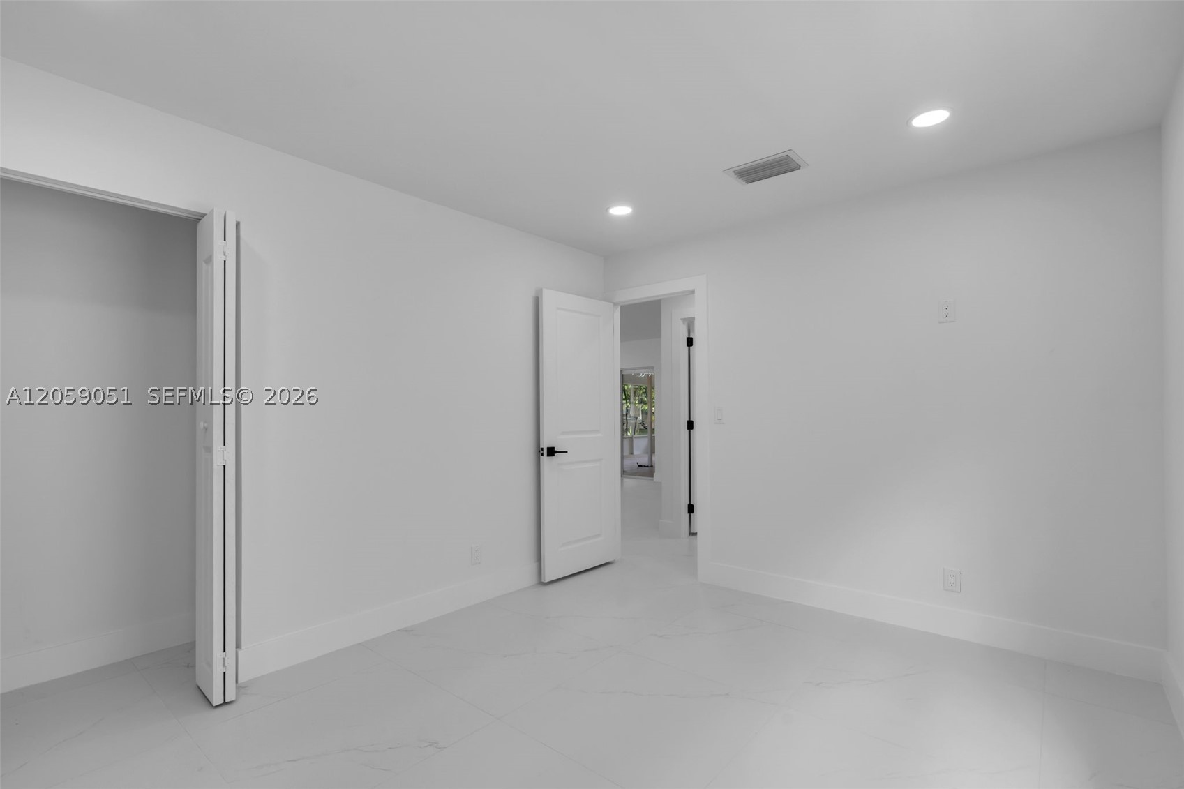 2828 Nw 95th Ave Property Photo 21