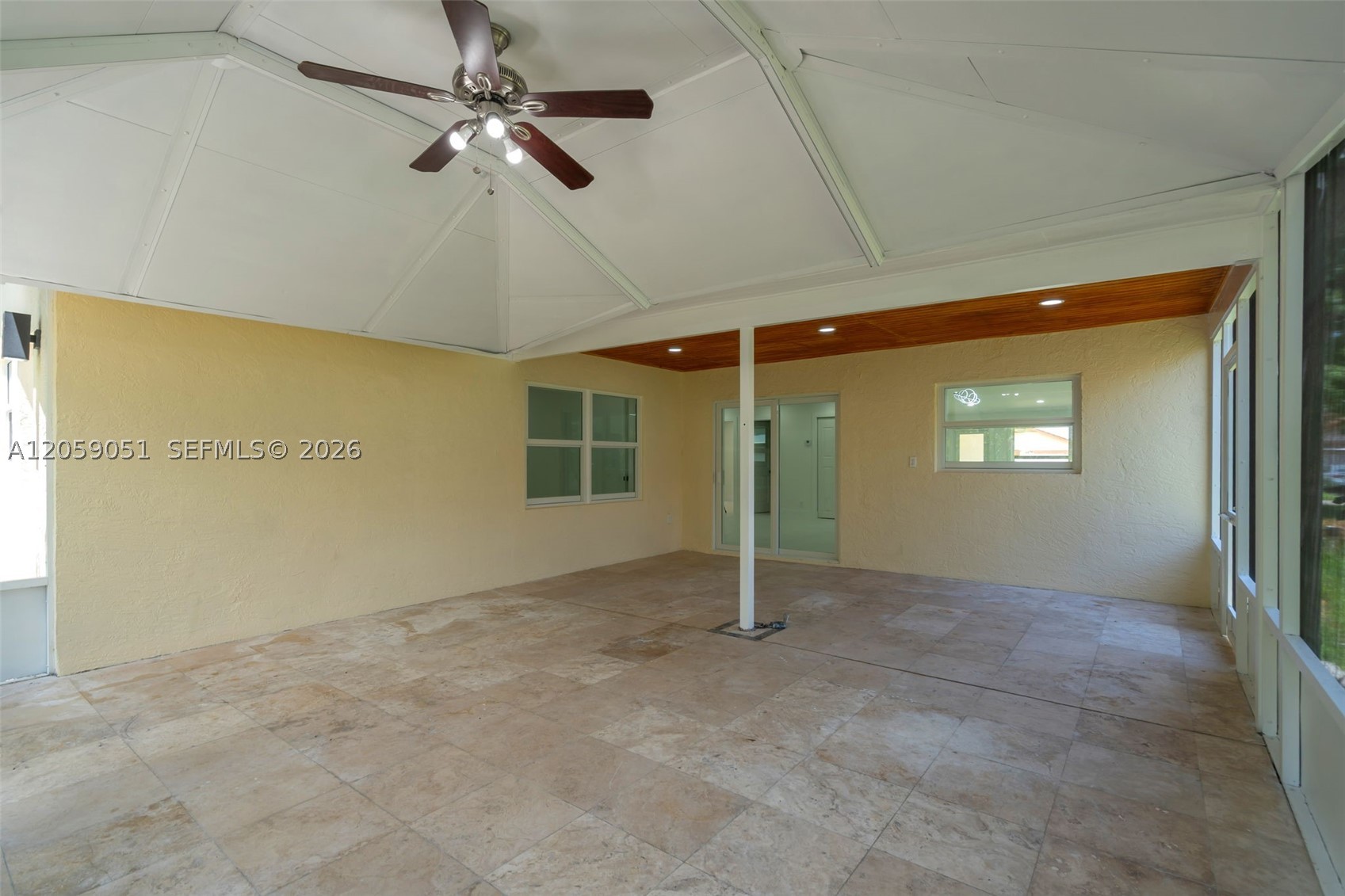 2828 Nw 95th Ave Property Photo 26