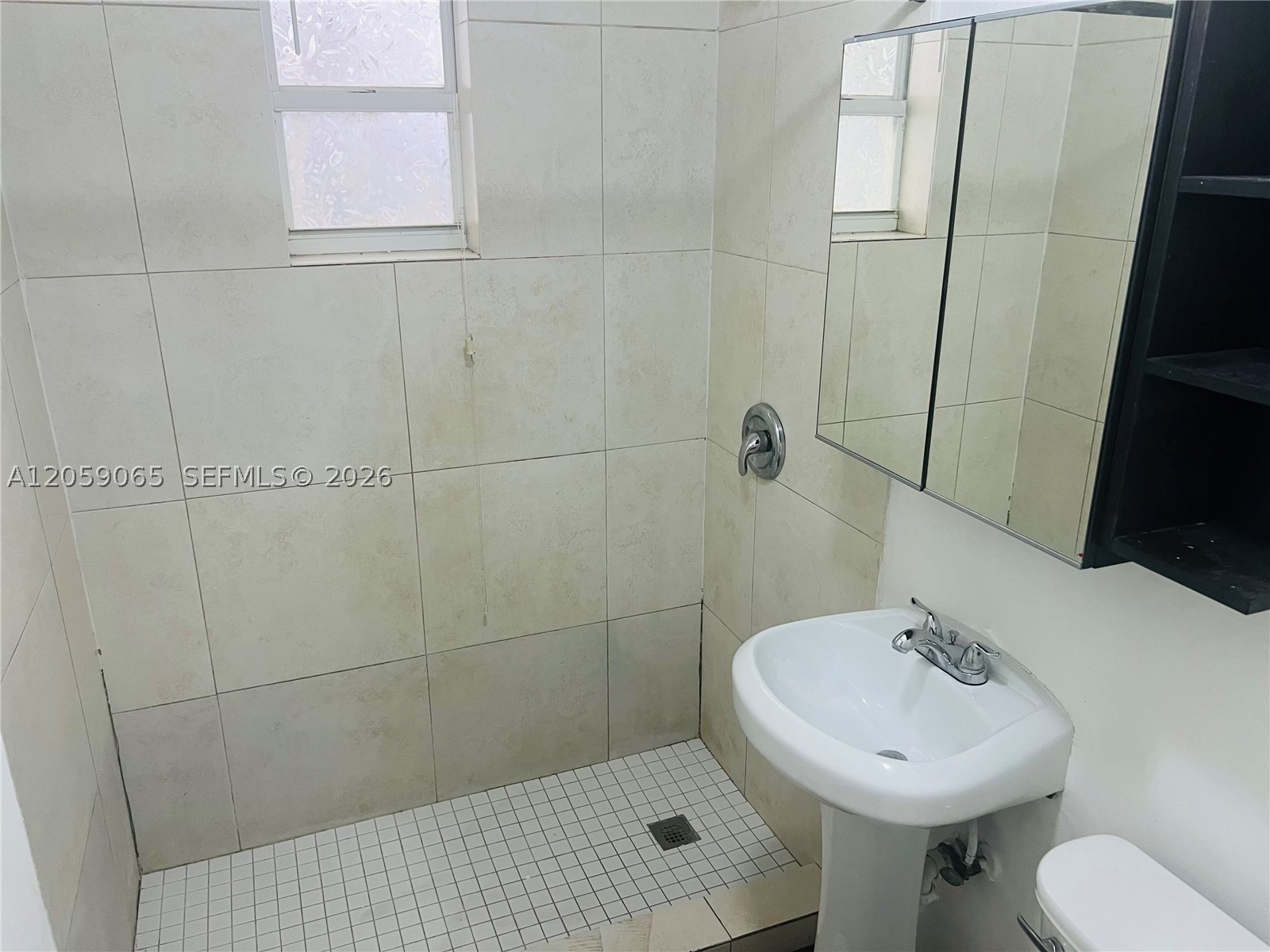 529 Sw 3rd St 3 Property Photo 10
