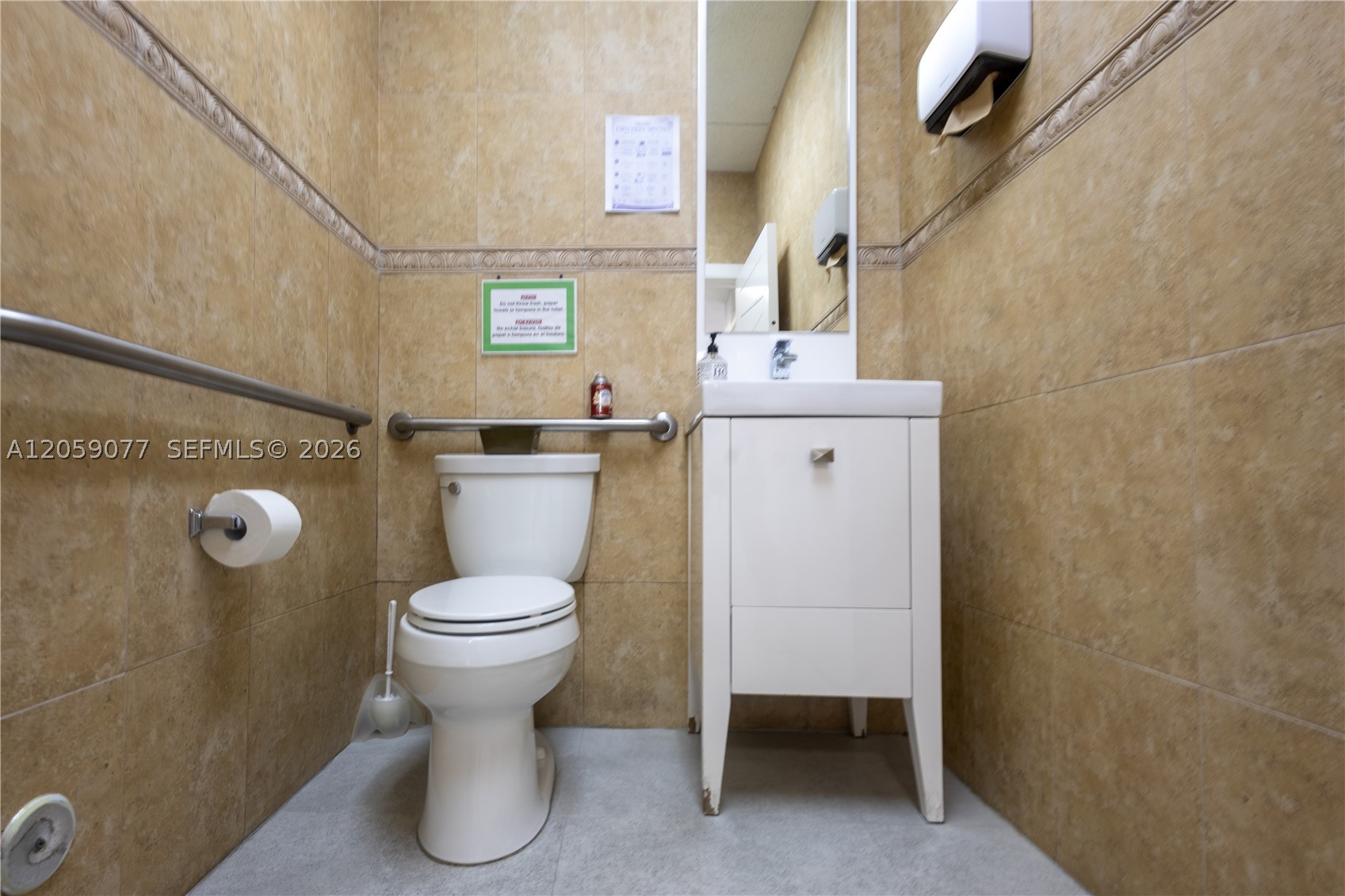 A12059077 Property Photo 34
