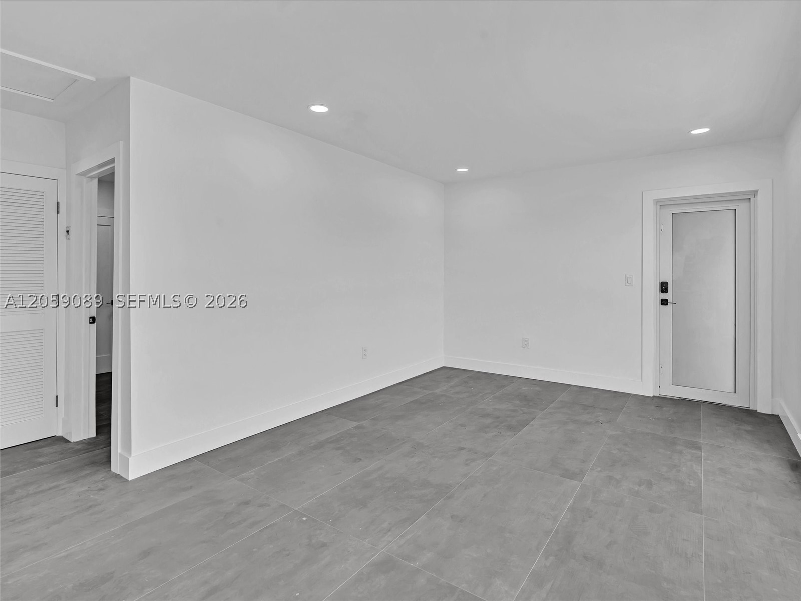 11900 N Bayshore Dr 101 Property Photo 17