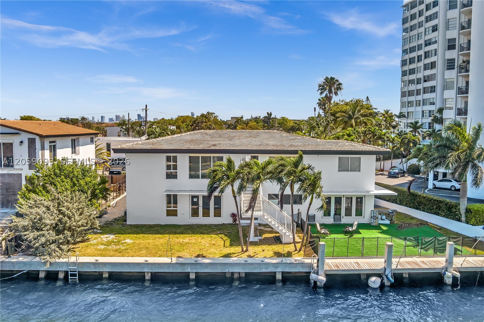 11900 N Bayshore Dr 206 Property Photo 1