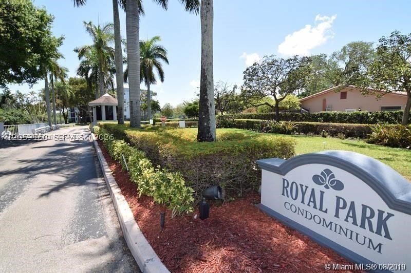120 Royal Park Dr 2d Property Photo 15