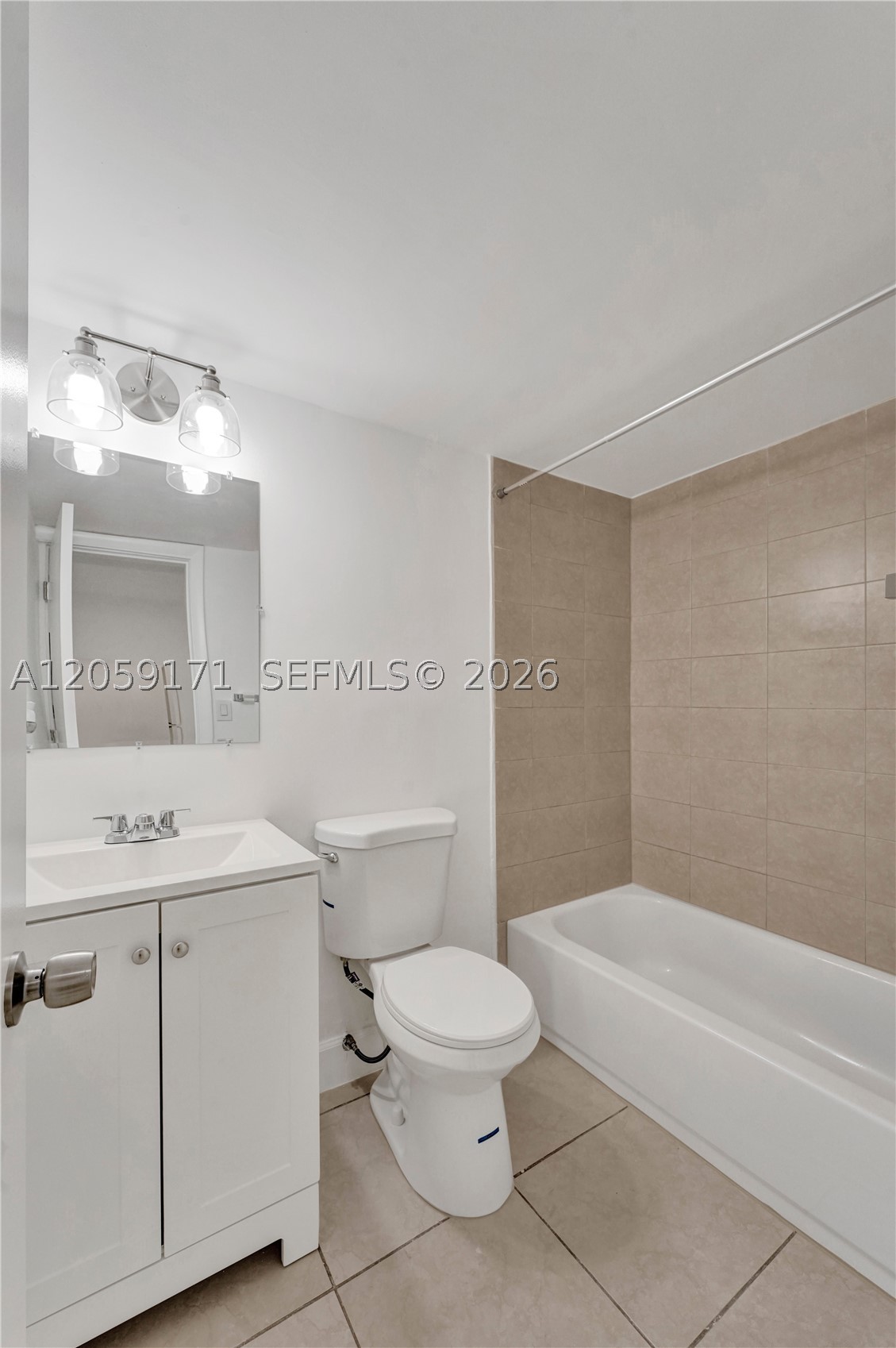 14190 W Dixie Hwy 1 Property Photo 15