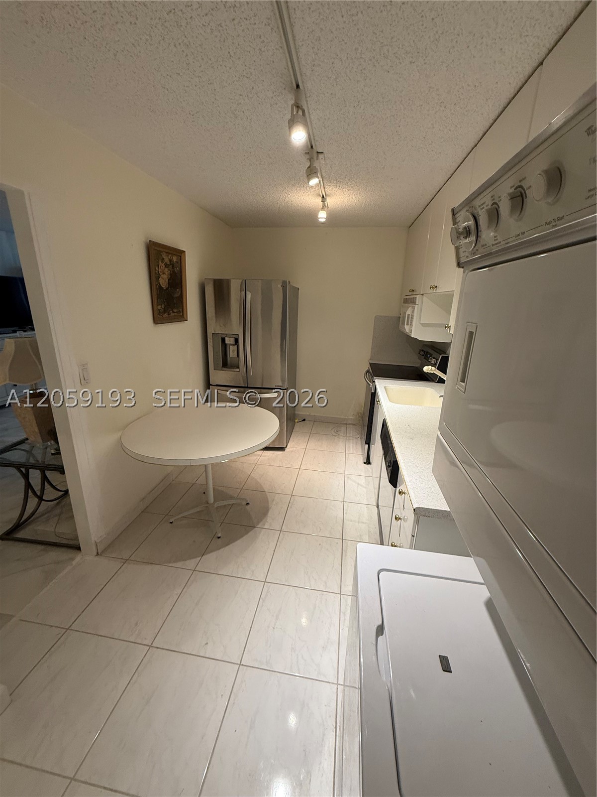 9273 Collins Ave 1101 Property Photo 4