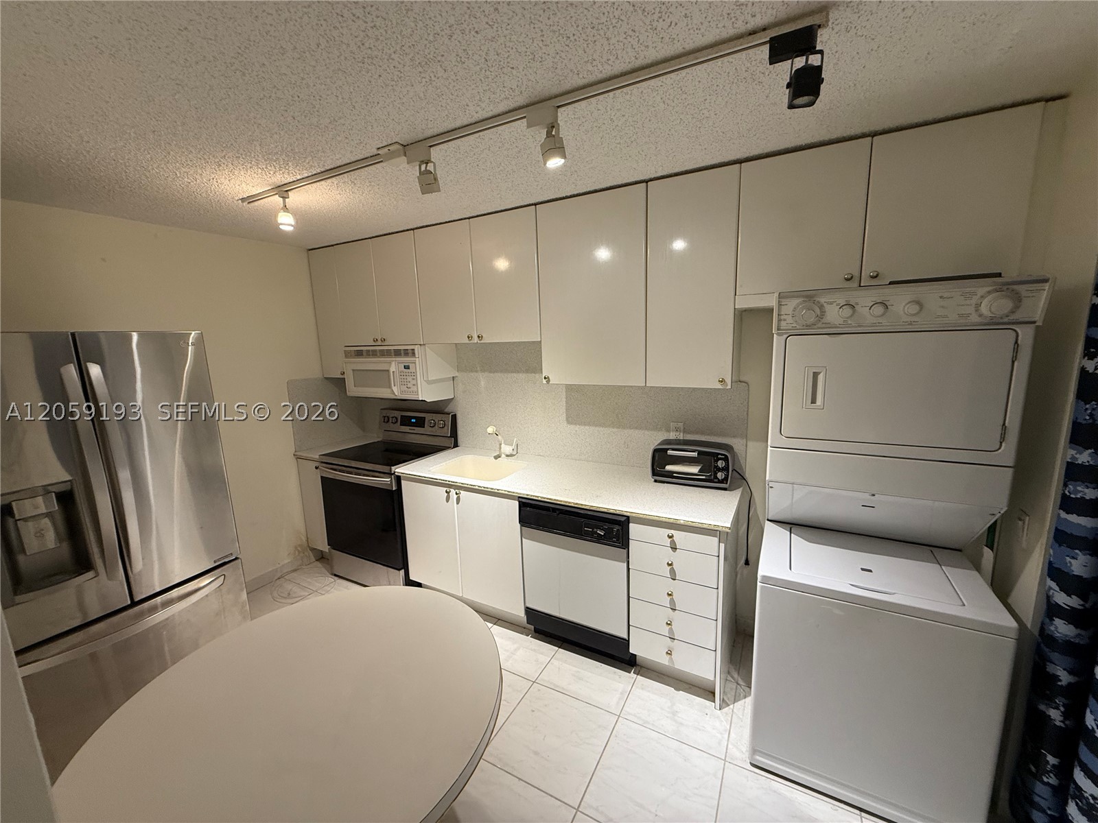 9273 Collins Ave 1101 Property Photo 6