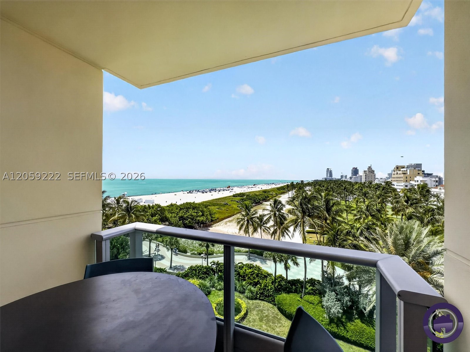 1455 Ocean Dr 704 Property Photo 3