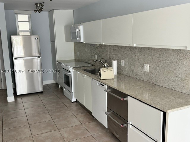 777 Ne 62nd St C303 Property Photo 8