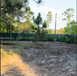 640 S Live Oak St Property Photo 2