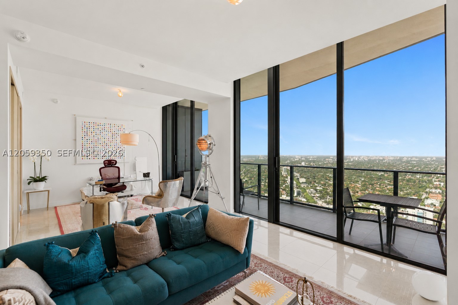 1000 Brickell Ph6106 Property Photo 3