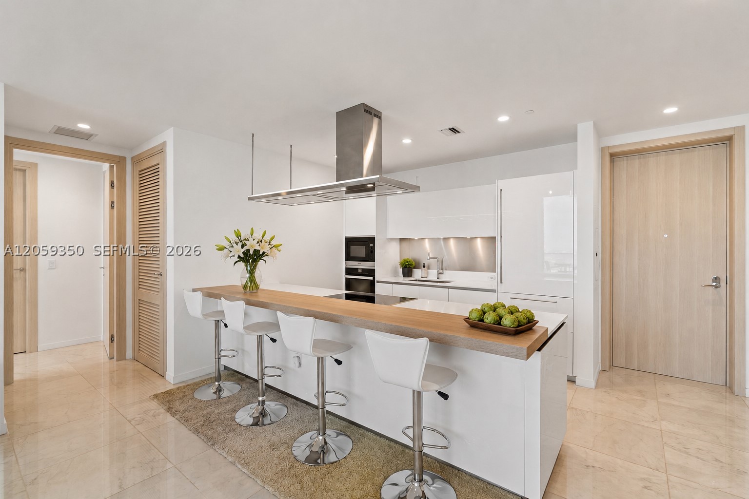 1000 Brickell Ph6106 Property Photo 12