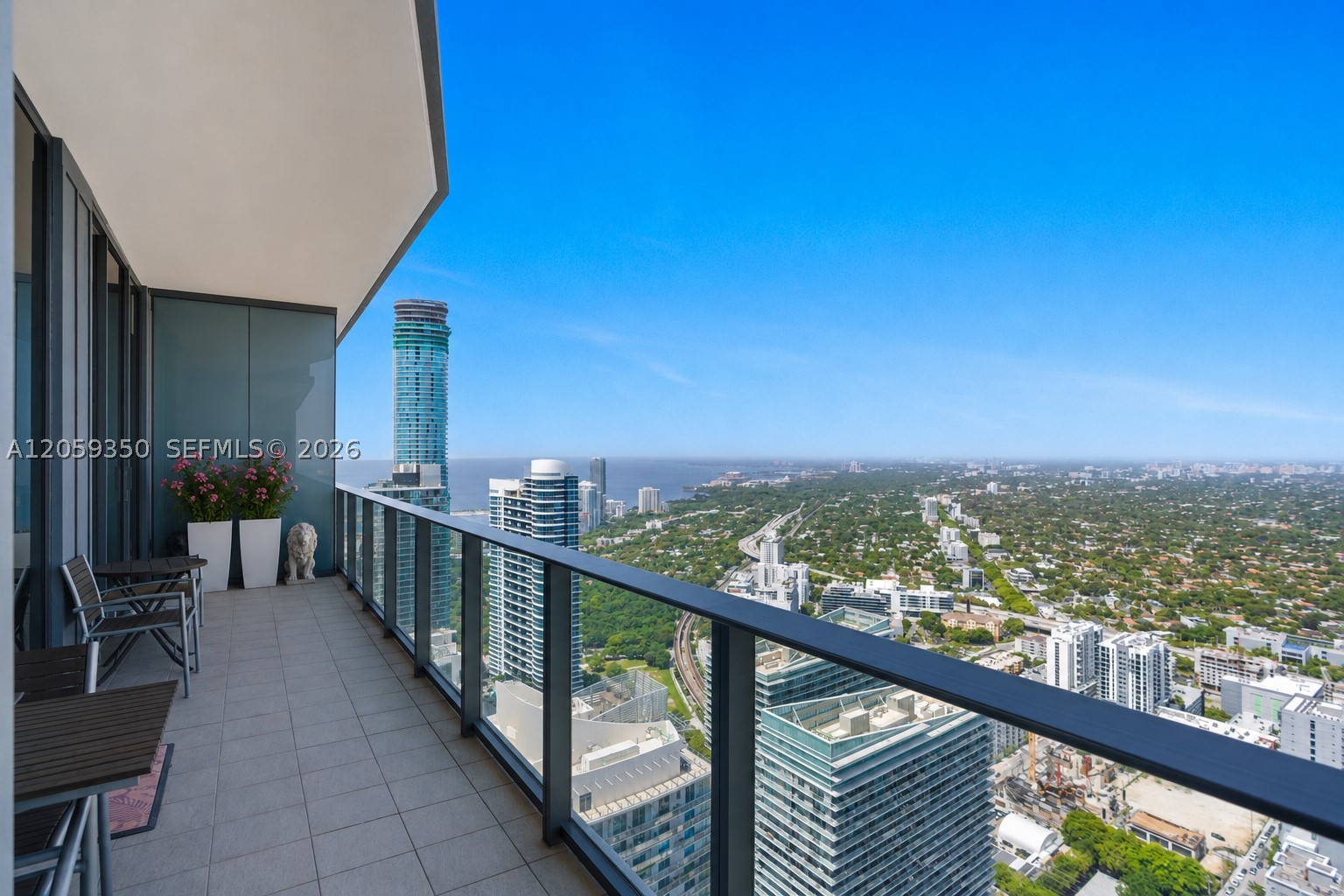 1000 Brickell Ph6106 Property Photo 18