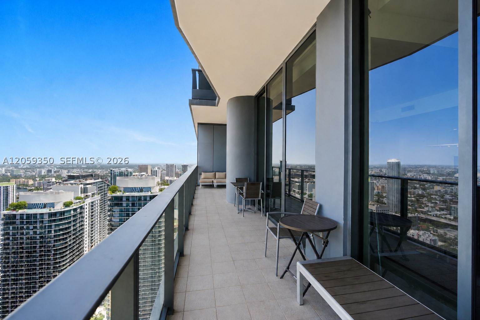 1000 Brickell Ph6106 Property Photo 21