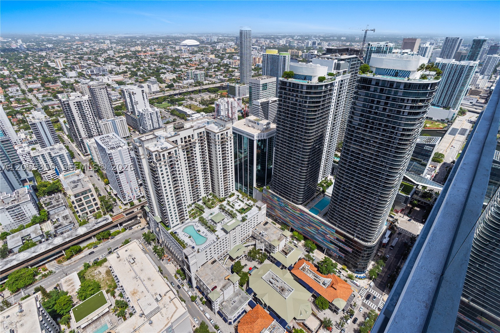 1000 Brickell Ph6106 Property Photo 25