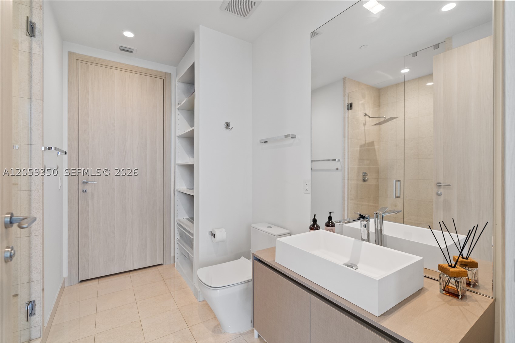 1000 Brickell Ph6106 Property Photo 40