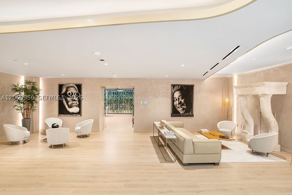 1000 Brickell Ph6106 Property Photo 58