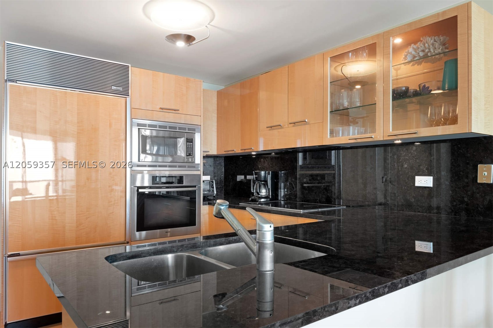 6799 Collins Ave 1603 Property Photo 13