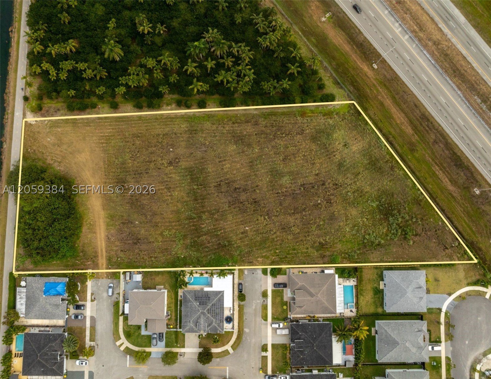 Ne 2nd Ct Property Photo 7