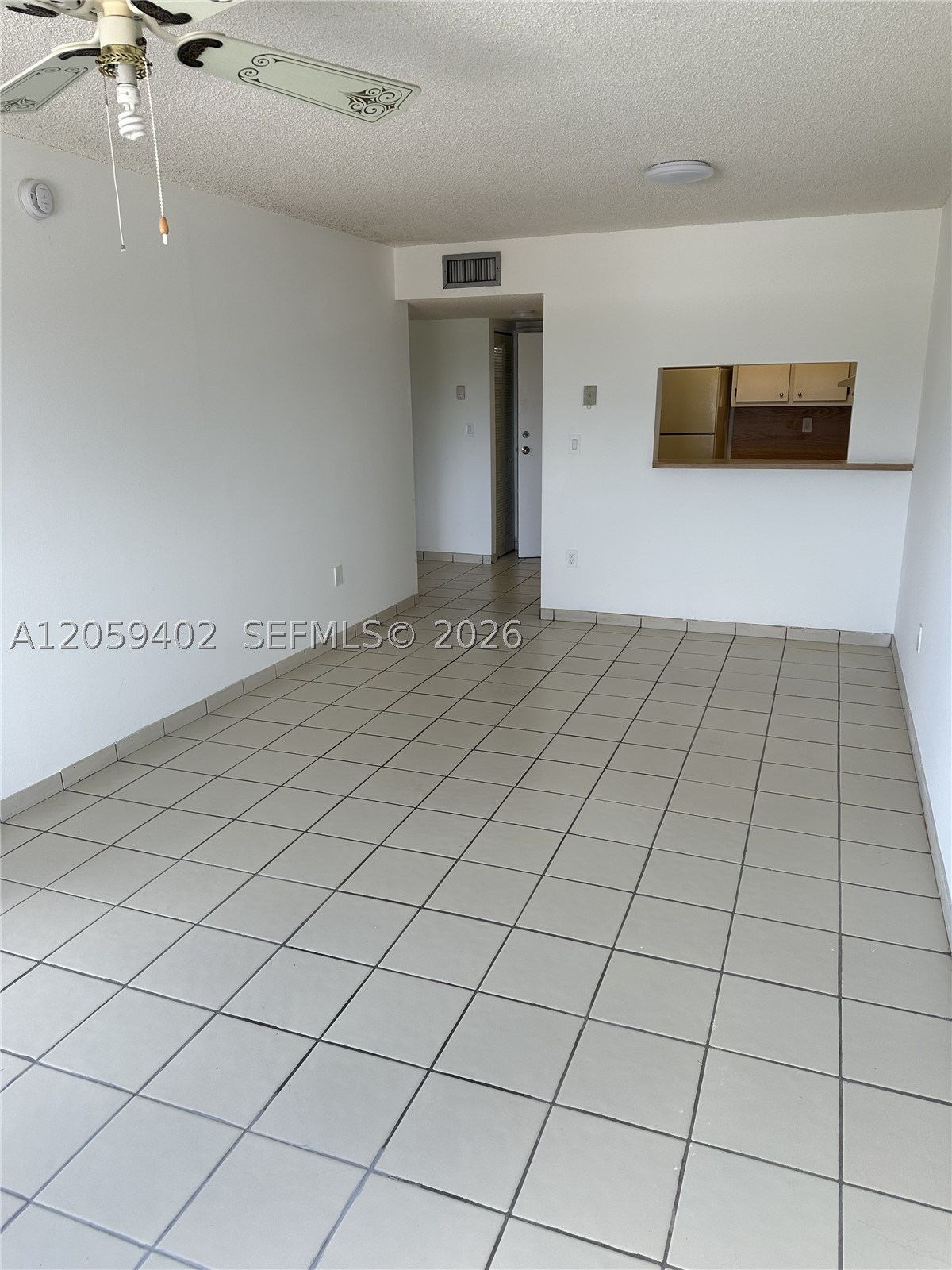 2046 W Flagler St 409 Property Photo 3