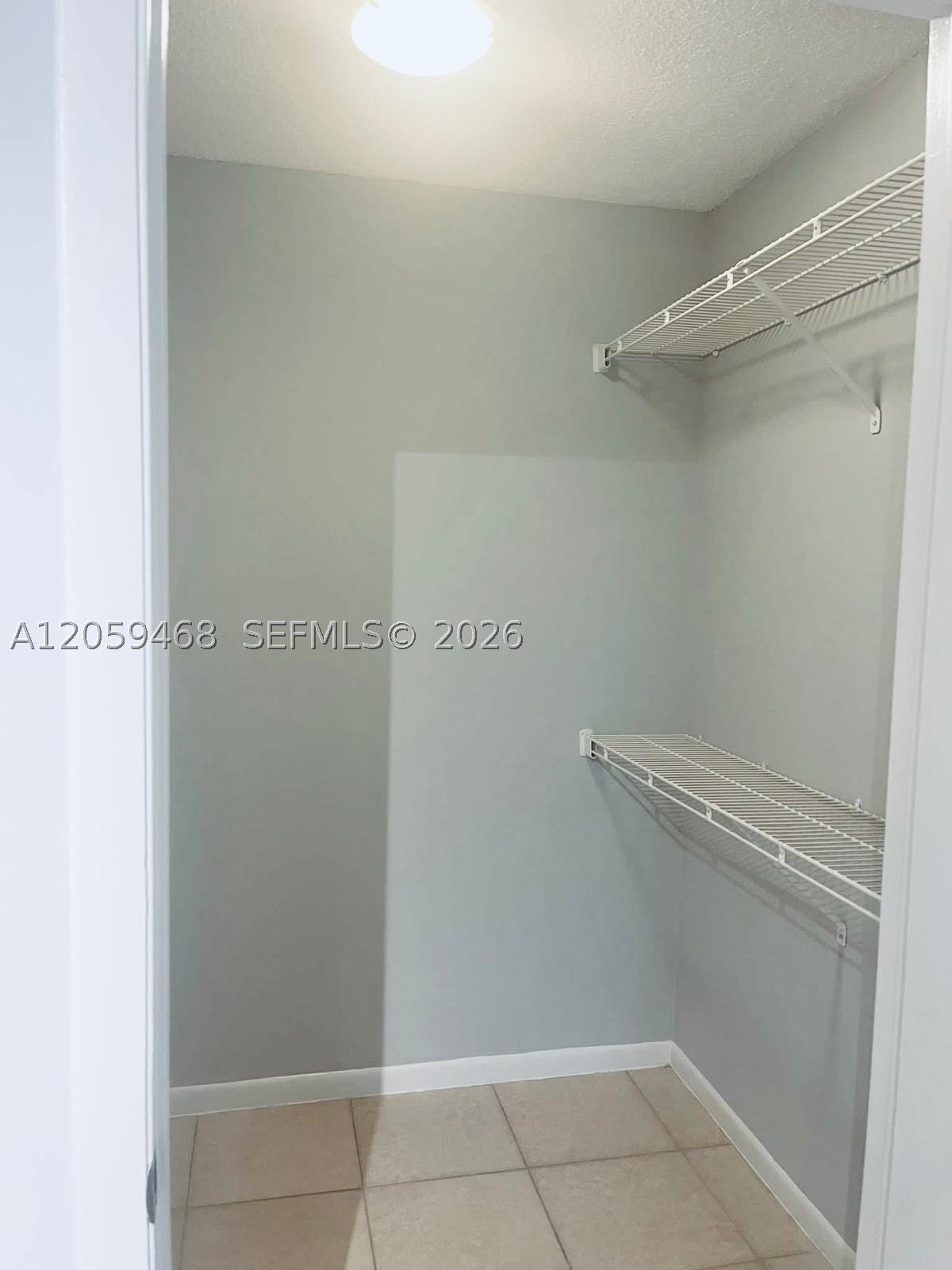540 S Park Road 111-9 Property Photo 12
