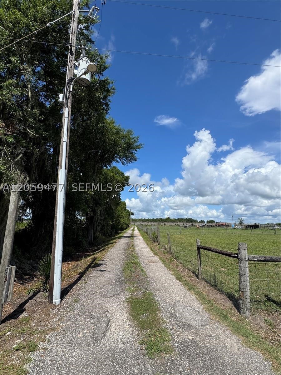 476 N Barlow Rd 2 Property Photo 3