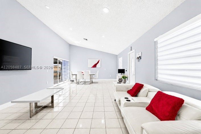 25050 Sw 129th Ct Property Photo 4