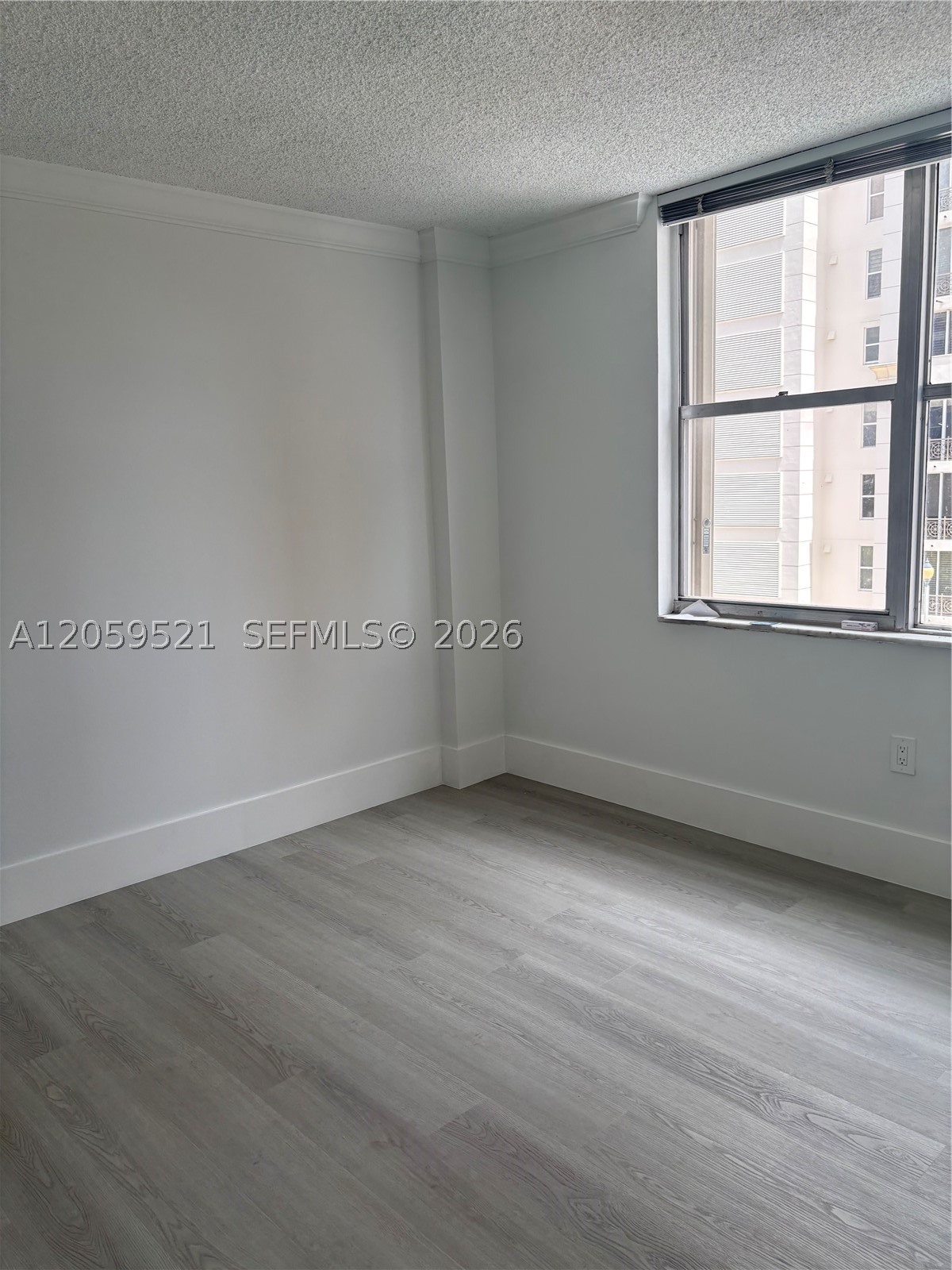 625 Biltmore Way 501 Property Photo 10