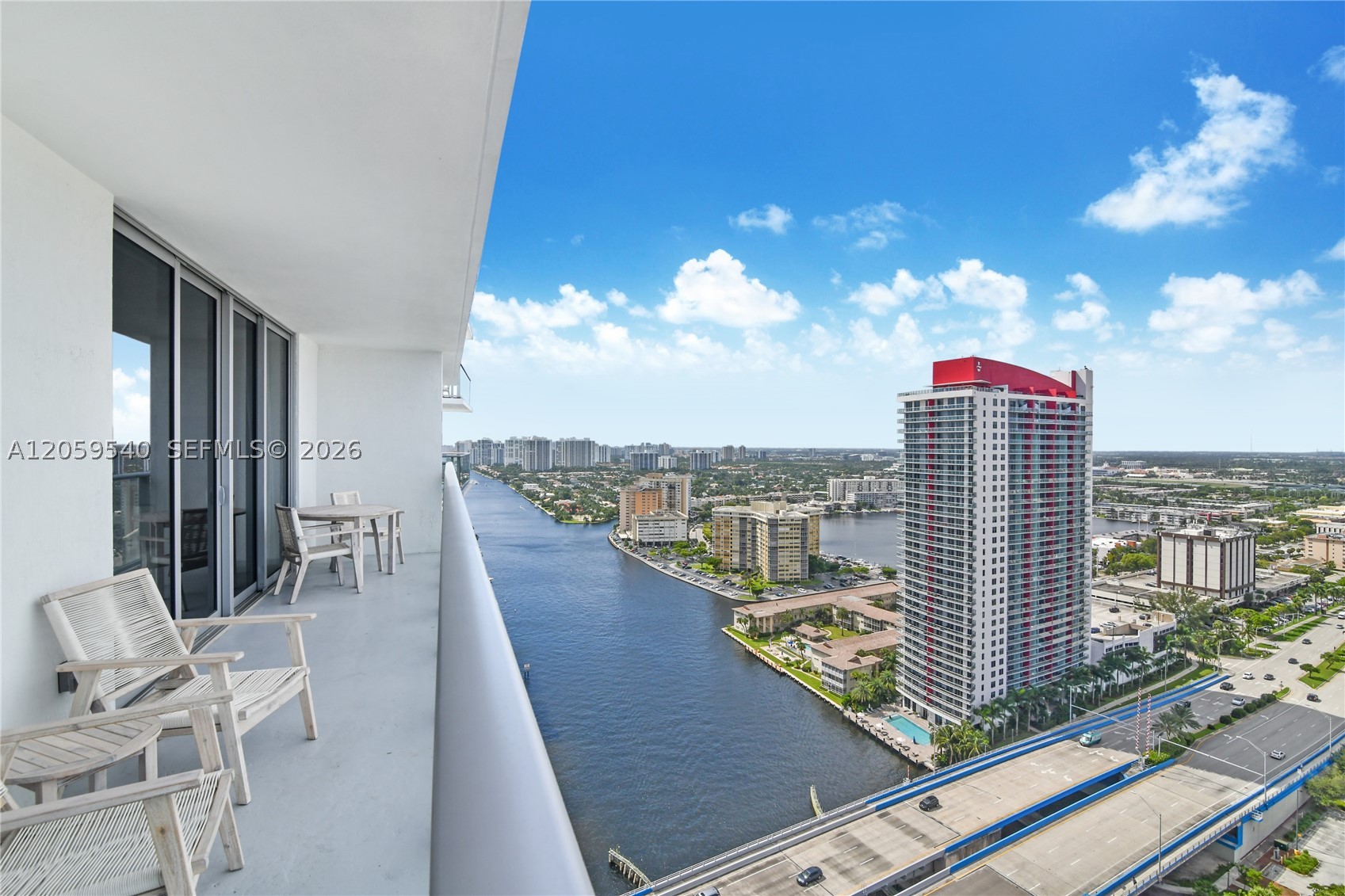 4010 S Ocean Dr R1006 Property Photo 4