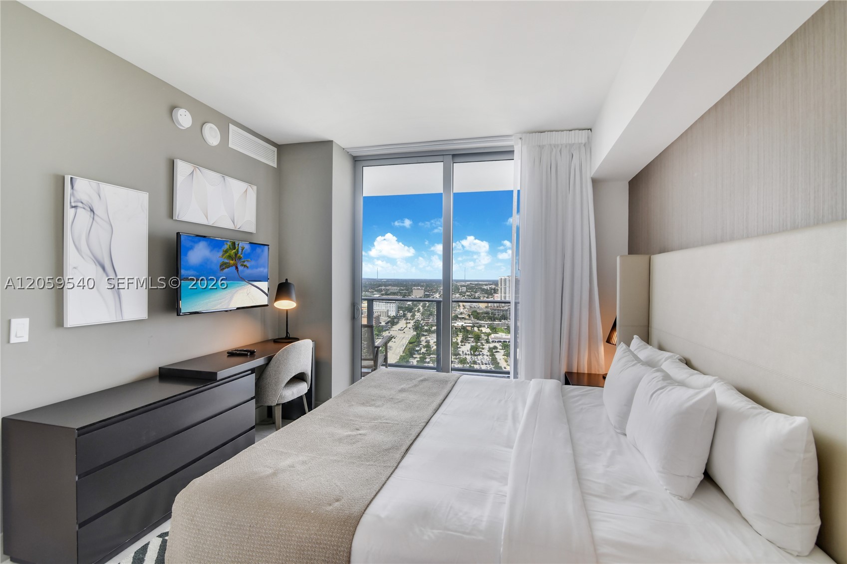 4010 S Ocean Dr R1006 Property Photo 8