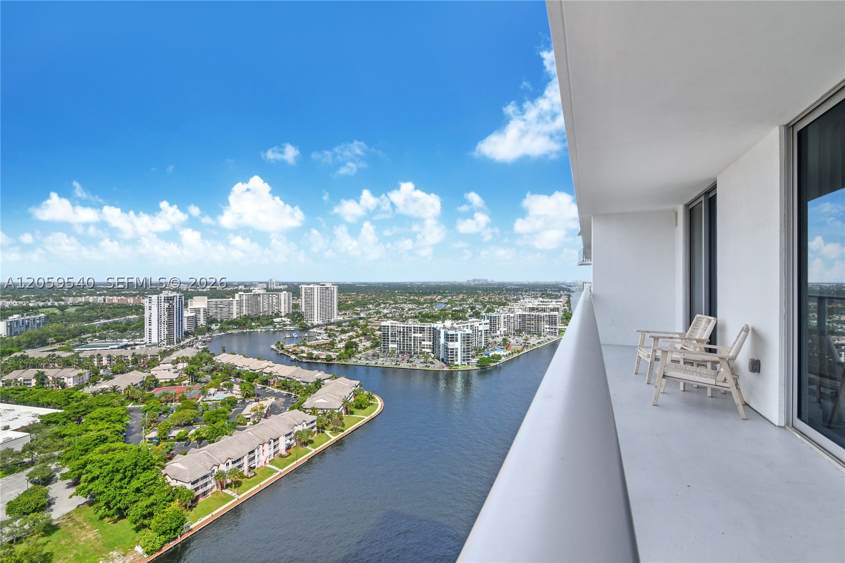 4010 S Ocean Dr R1006 Property Photo 12