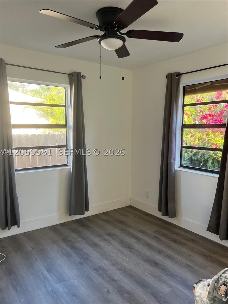 2126 Arthur St Property Photo 5
