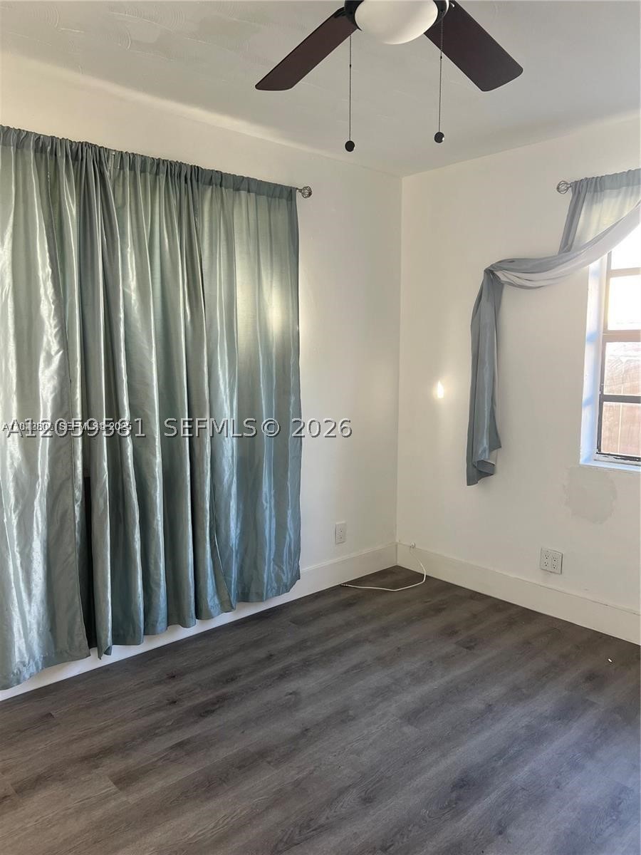 2126 Arthur St Property Photo 6