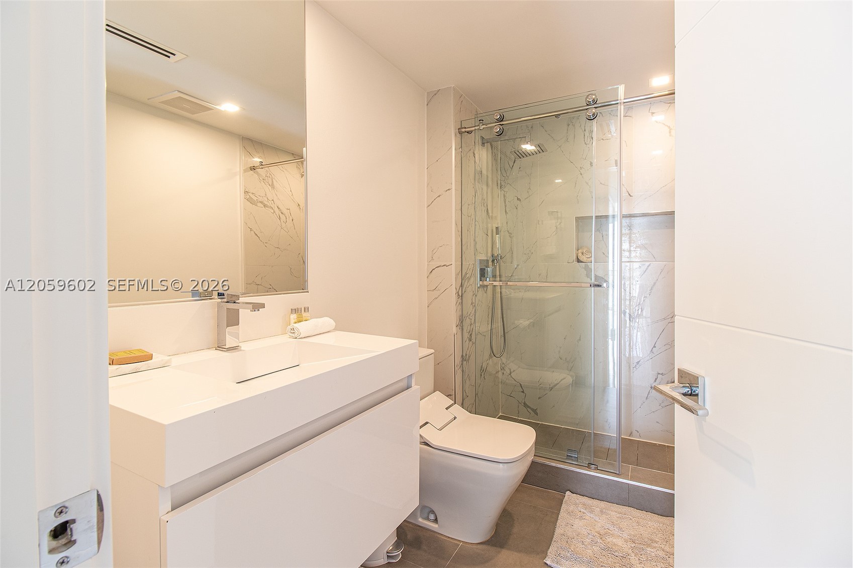 17375 Collins Ave 701 Property Photo 44