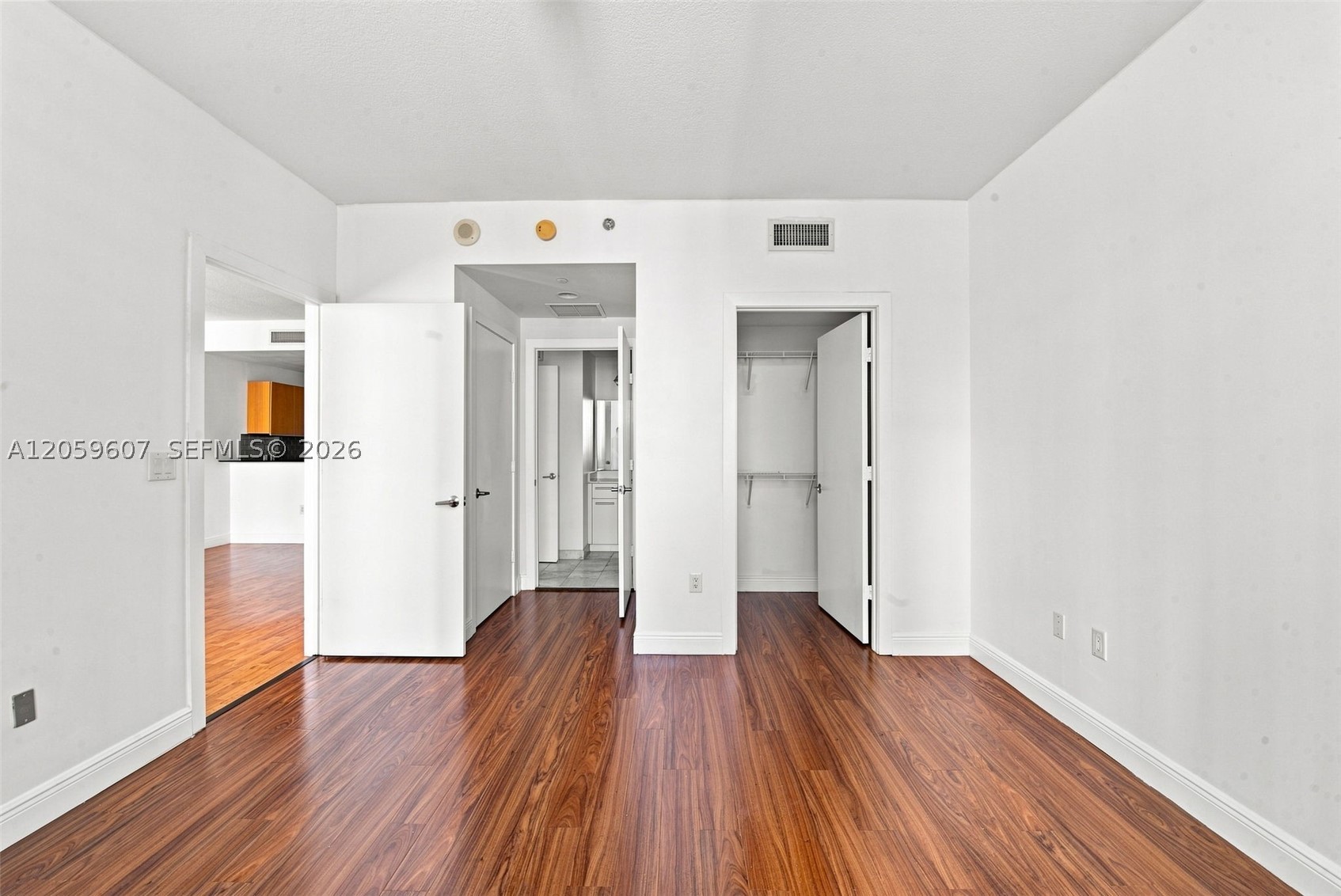 1060 Brickell Avenue 2315 Property Photo 7