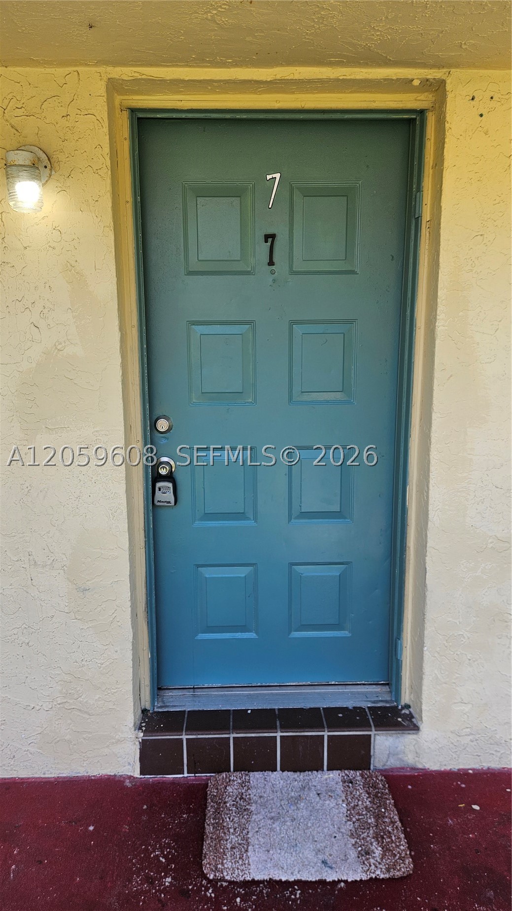 2508 E Johnson St 7 Property Photo 3