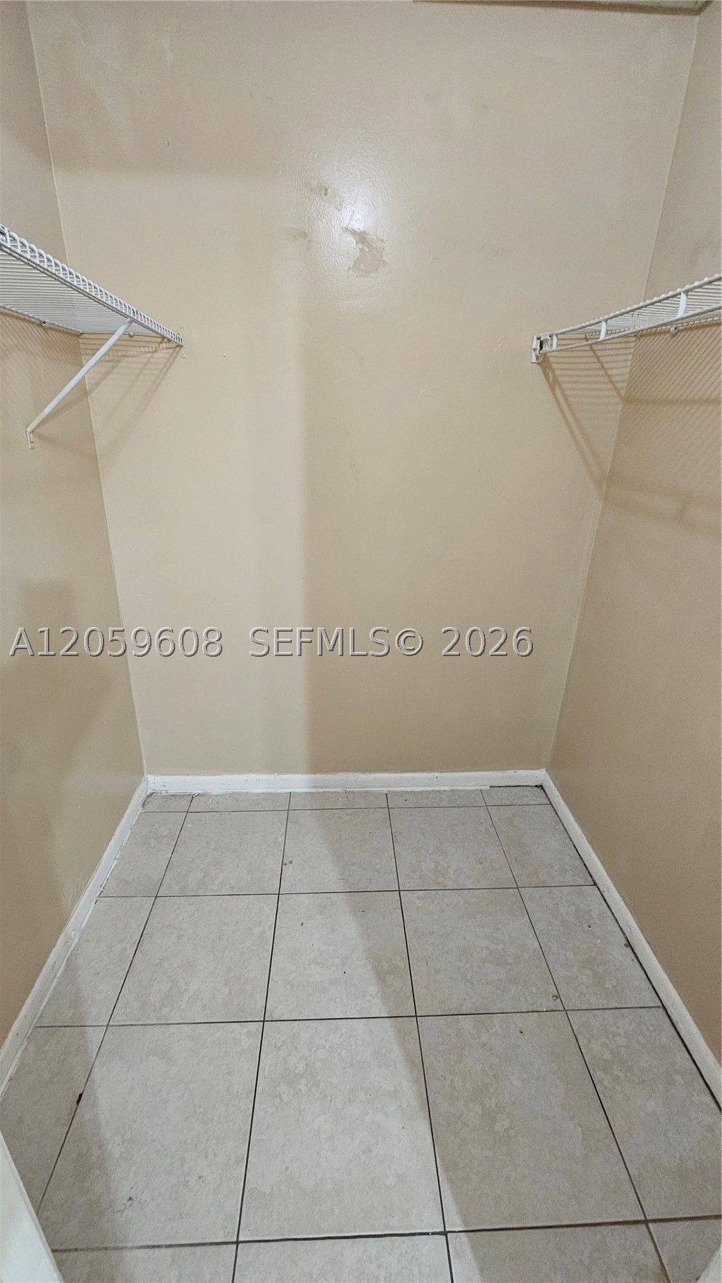 2508 E Johnson St 7 Property Photo 9