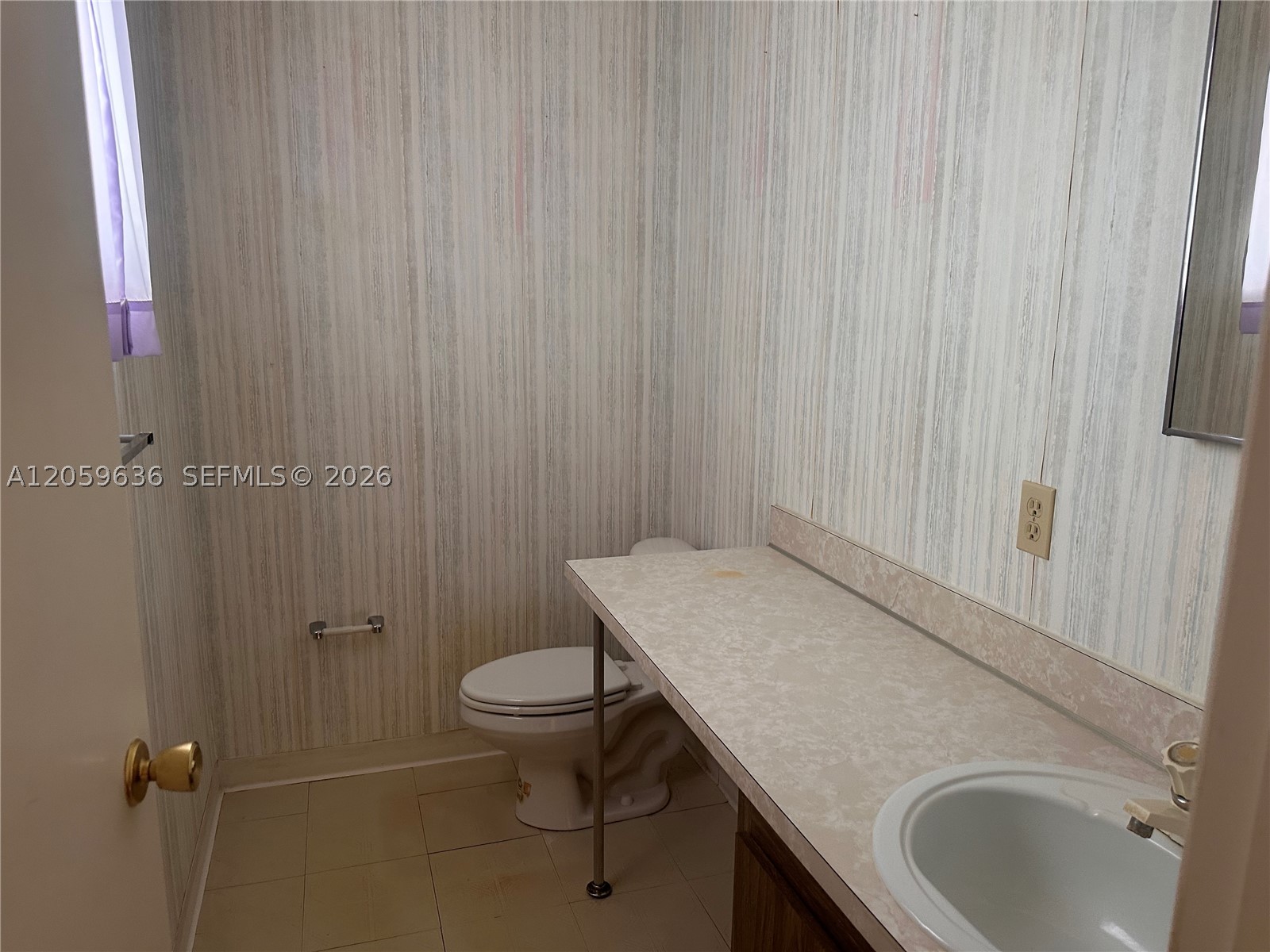 818 Sw 9th Street Cir 203 Property Photo 17