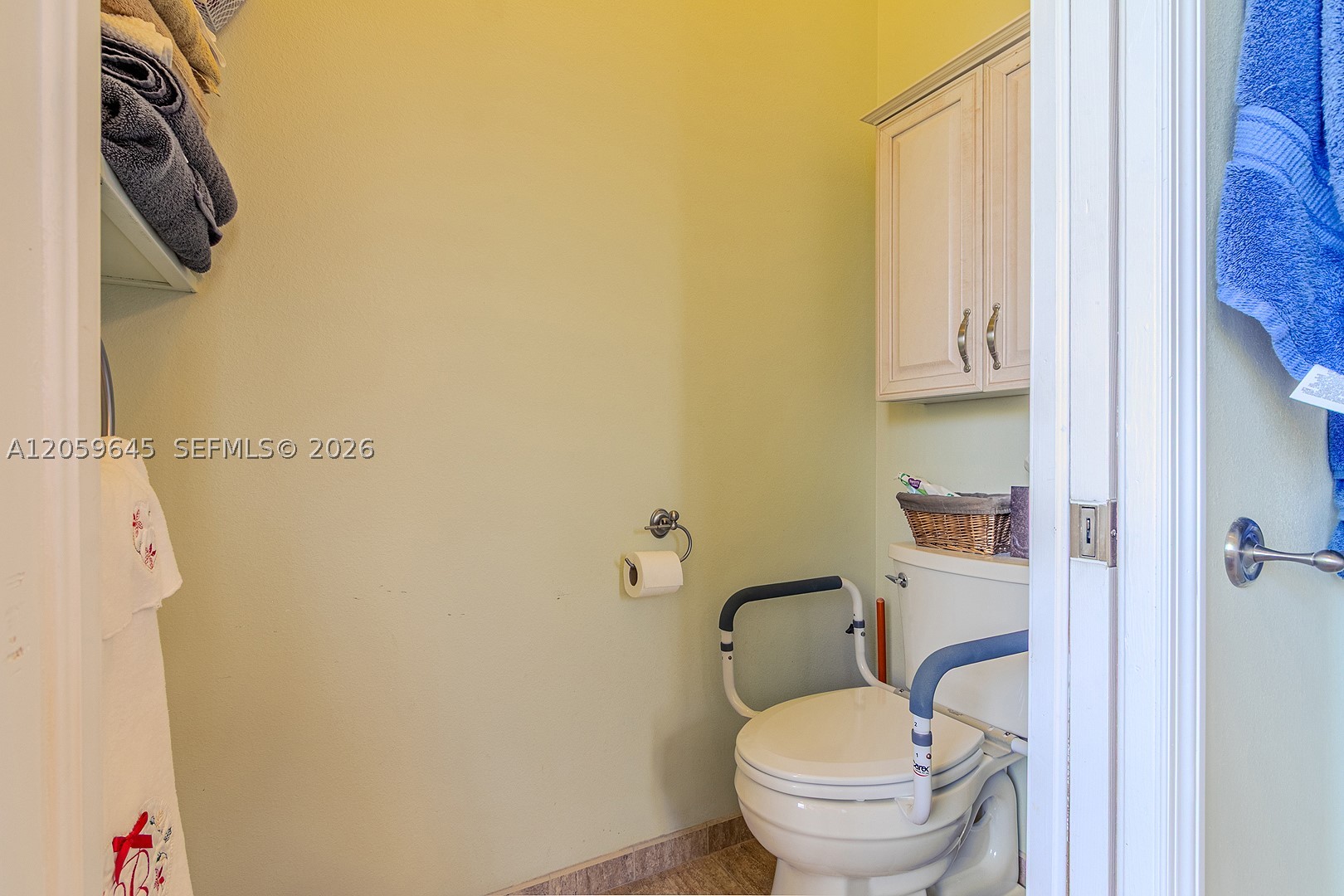 374 Parker St Ne Property Photo 33