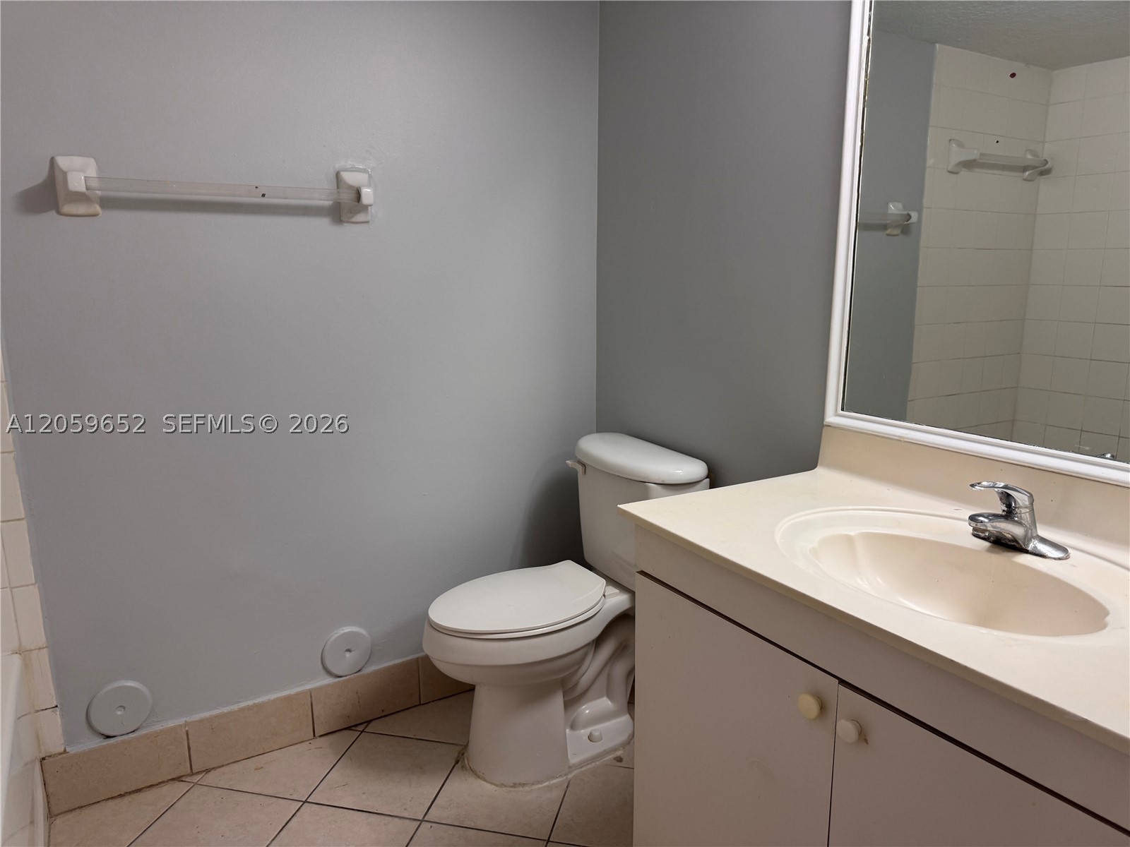 1250 Se 31st Ct 106-33 Property Photo 14