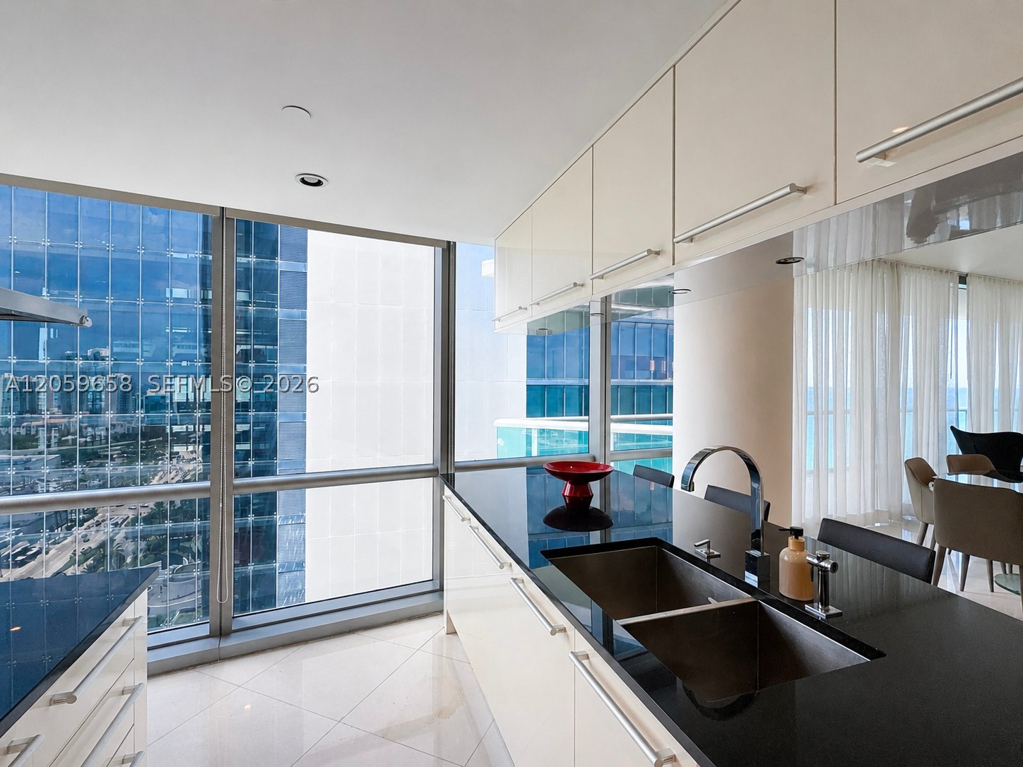 17121 Collins Av 2108 Property Photo 26